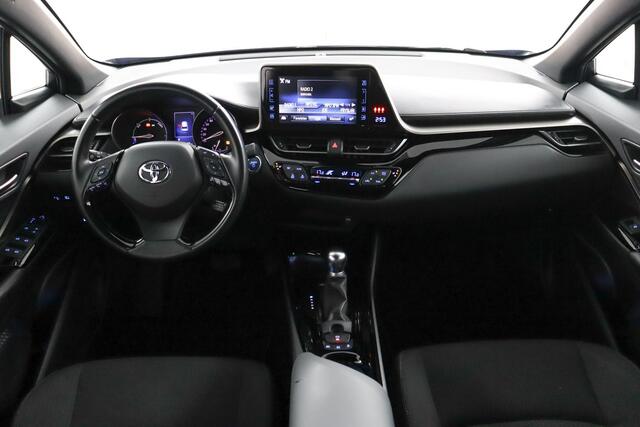 Toyota C-HR 1.8 Hybrid Style | Trekhaak | Stoelverwarming | Parkeercamera |