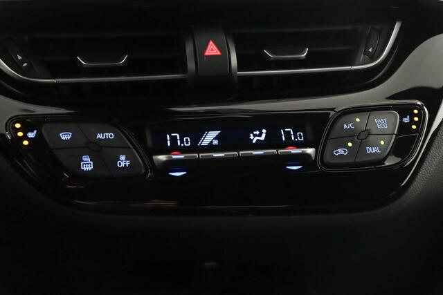 Toyota C-HR 1.8 Hybrid Style | Trekhaak | Stoelverwarming | Parkeercamera |