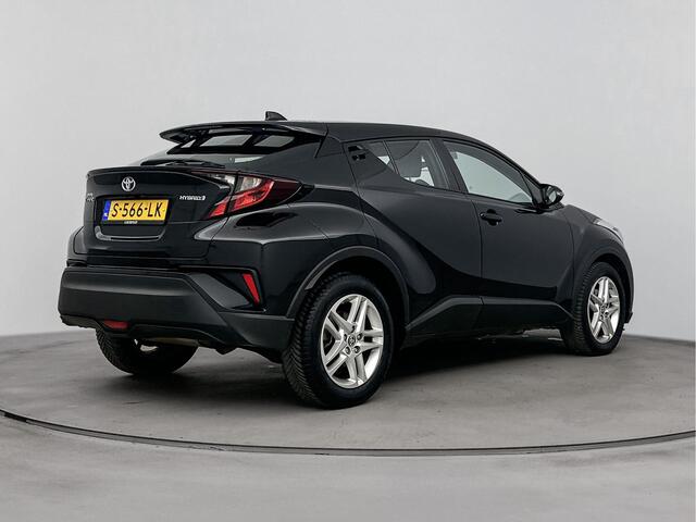 Toyota C-HR 1.8 Hybrid Active | NL-Auto | Parkeercamera | Cruise Control Adaptief | Apple Carplay / Android Auto |