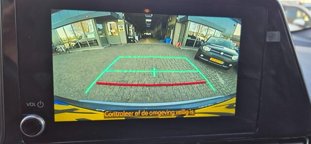 Toyota C-HR 1.8 Hybrid Executive*apple Carplay/Android*navigatie*full led koplampen