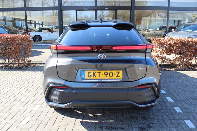 Toyota C-HR 2.0 Hybrid 200 Executive | Rijklaar | Navi | Apple/Android | Blindspot | DAB | Elek Klep | Camera's