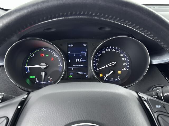 Toyota C-HR 2.0 184 PK Hybrid First Edition Bi-Tone | Navigatie | JBL-Audio |