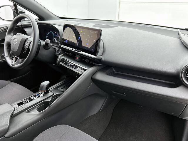 Toyota C-HR 1.8 Hybrid 140 First Edition | Stoel + Stuur + Voorruitverwarming | Blindspot | Groot Scherm | LED |