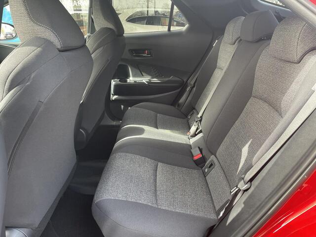 Toyota C-HR 2.0 Plug-in Hybrid 220 Dynamic