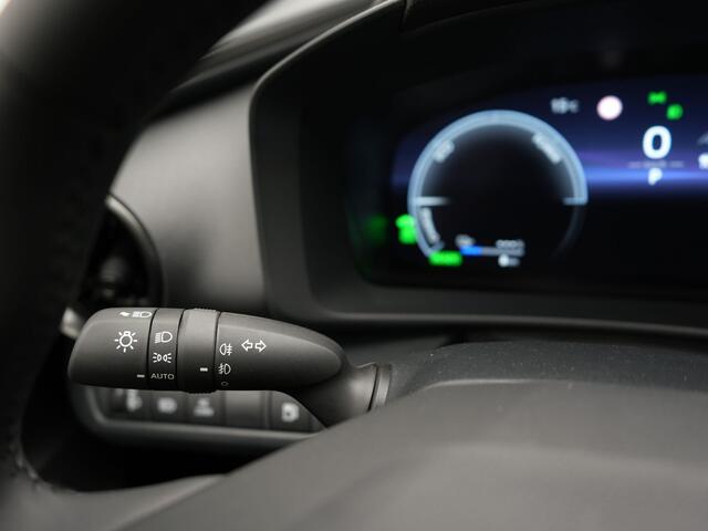 Toyota C-HR 2.0 Plug-in Hybrid 220 Dynamic *DEMO*