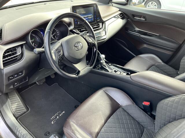 Toyota C-HR 1.8 Hybrid Executive NL Auto Trekhaak Navi Stoel Verwarming Parkeersensoren