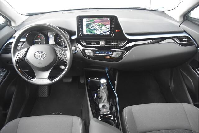 Toyota C-HR 2.0 Hybrid Dynamic | Trekhaak |
