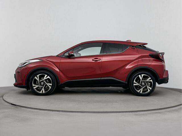 Toyota C-HR 1.8 Hybrid Dynamic Trekhaak | Stoel-/Stuurverwarming | Parkeersensoren V+A |