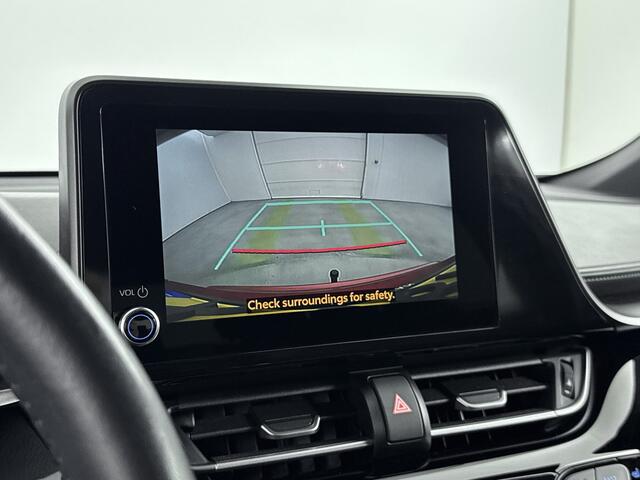 Toyota C-HR 1.8 Hybrid Dynamic Trekhaak | Stoel-/Stuurverwarming | Parkeersensoren V+A |