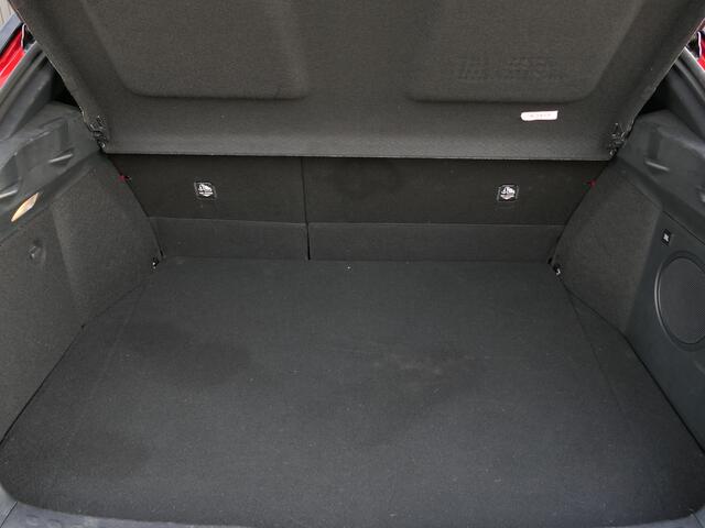 Toyota C-HR 2.0 Hybrid GR-Sport - Occasion Lease vanaf ¤574 p/m - *1e Eigenaar!* - Parkeerassistent - Cruise -stoelverwarming - navi