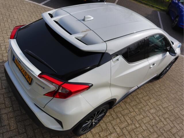 Toyota C-HR 1.8 Hybrid Executive | Leder | JBL | Camera | Stoel+Stuurwiel verwarming | Climate Control |