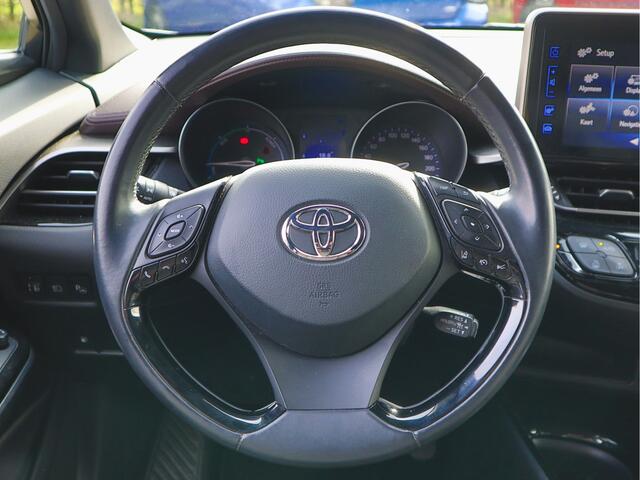 Toyota C-HR 1.8 Hybrid Executive | Leder | JBL | Camera | Stoel+Stuurwiel verwarming | Climate Control |