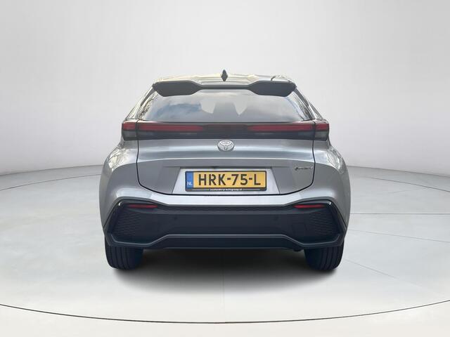 Toyota C-HR 2.0 Plug-in Hybrid 220 Executive