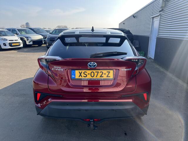 Toyota C-HR 1.8 Hybrid Style CVT Automaat Schitterende Nederlandse C-Hr voorzien van o.a.: Trekhaak, Navigatie, Climate Control, Cruise Crontrol, Dode hoek detectie, Parkeerhulp Camera, Parelmoerlak