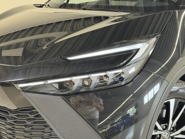 Toyota C-HR 1.8 Hybrid 140 First Edition | Prisma-LED | Elektr. klep | Stoel/stuur verw. | PDC V+A |