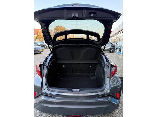 Toyota C-HR 1.8 Hybrid Dynamic