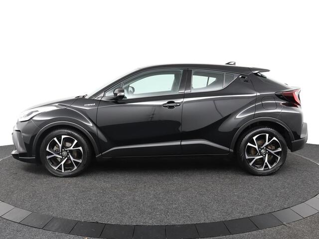 Toyota C-HR 1.8 Hybrid TeamNL | Apple Carplay/Android Auto | Navigatie | Parkeer sensoren |