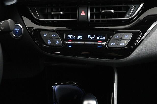 Toyota C-HR 1.8 Hybrid TeamNL | Apple Carplay/Android Auto | Navigatie | Parkeer sensoren |