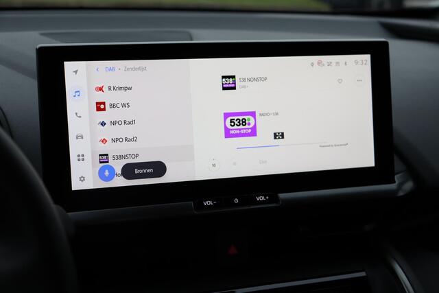 Toyota C-HR 1.8 Hybrid 140 First Edition Bitone, BSM, Apple CarPlay, Android Auto, Adaptieve cruise control.