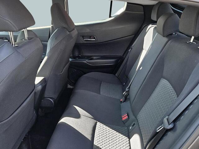 Toyota C-HR 2.0 Hybrid Dynamic | Rijklaar | Camera | Parkeersensoren