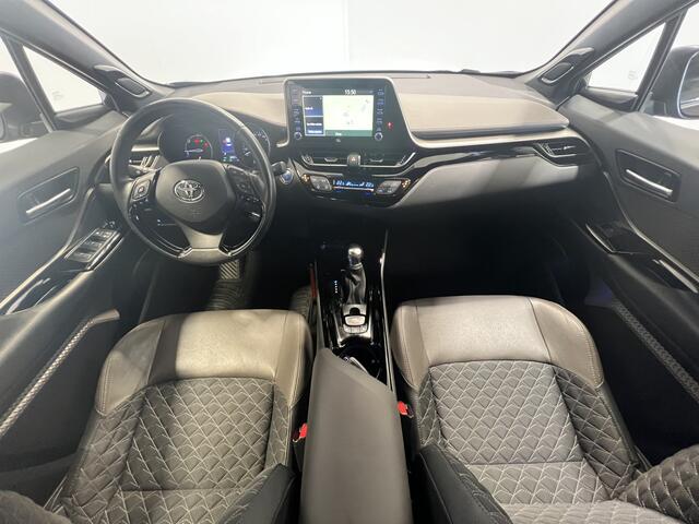 Toyota C-HR 1.8 Hybrid Executive | Navigatie/Android/Apple Carplay | LM Velgen 18" | Cruise Control Adaptief | Voorstoelen Verwarmd | Achteruitrijcamera | Airco |