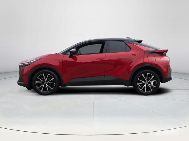 Toyota C-HR 1.8 Hybrid 140 First Edition | Apple CarPlay | Stoel / Stuurverwarming | Elektr. klep | Rijklaar incl. garantie |