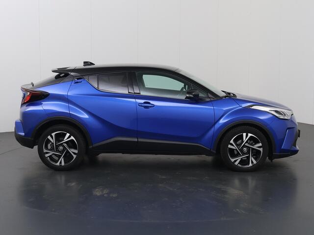 Toyota C-HR 1.8 Hybrid Style | Trekhaak | Dodehoekdetectie | Achteruitrijcamera | Apple Carplay/Android Auto | Cruise Control Adaptief | DAB |