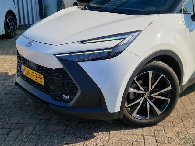Toyota C-HR 1.8 Hybrid 140 First Edition Groot scherm | parkeersensoren | Rondom camera | elektr. achterklep