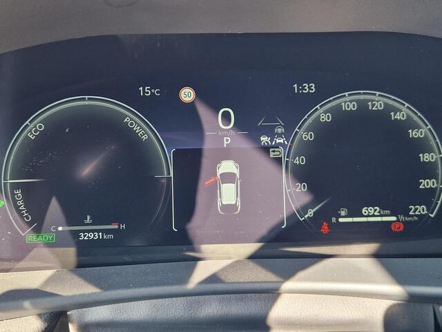 Toyota C-HR 1.8 Hybrid 140 First Edition Groot scherm | parkeersensoren | Rondom camera | elektr. achterklep