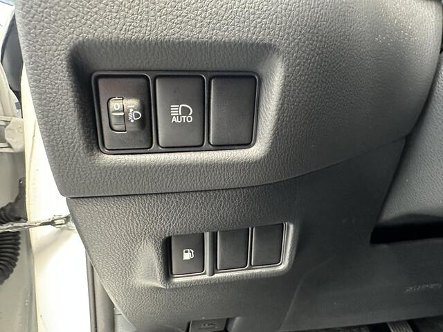 Toyota C-HR 1.8 Hybrid Style Luxury NL auto, Bomvol opties, zeer luxe, slechts 23201 km!