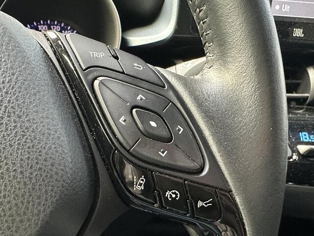 Toyota C-HR 1.8 Hybrid Style Luxury NL auto, Bomvol opties, zeer luxe, slechts 23201 km!