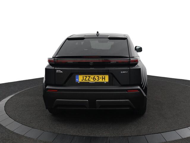 Toyota C-HR First Edition 77 kWh | Smart Entry | Parkeersensoren Rondom | Navigatie |