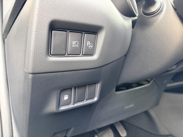 Toyota C-HR 1.8 Hybrid Executive 23.000 K.M. Verw.+in hoogte verst.b. stoelen/Leder stuur+bekl.//Navi Full M./Achteruitrij cam./Park.sens. v+a/Keyless entry+start/Dodehoek detect./Adapt. kopl.+cruisecontr./Audio instal. Premium/18 Inch