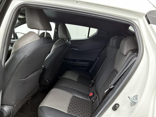 Toyota C-HR 1.8 Hybrid Executive | 1e Eigenaar | Full LED | Blindspot | JBL | Stoelverwarming | Dealer Onderhouden |