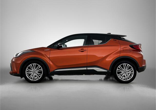 Toyota C-HR 1.8 Hybrid Executive | Blind Spot | Apple CarPlay/ Android Auto | Parkeersensoren V+A | LED verlichting v+a | Leder stoffe bekleding | Lendesteun