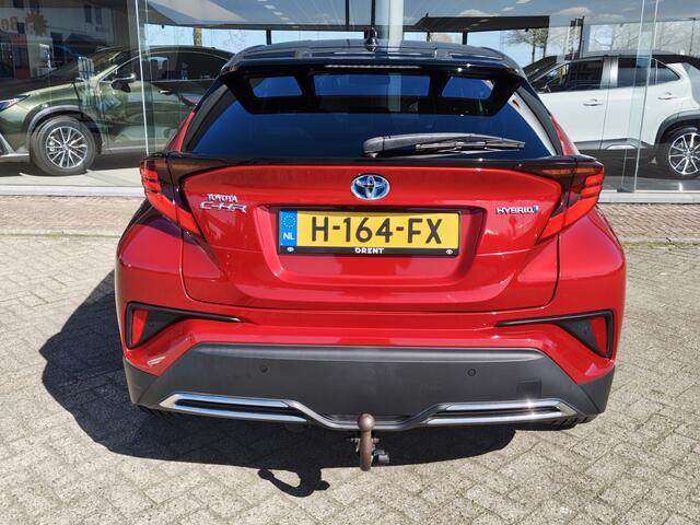 Toyota C-HR 2.0 Hybrid First Edition | Trekhaak | JBL | Navi | Sensoren v/a