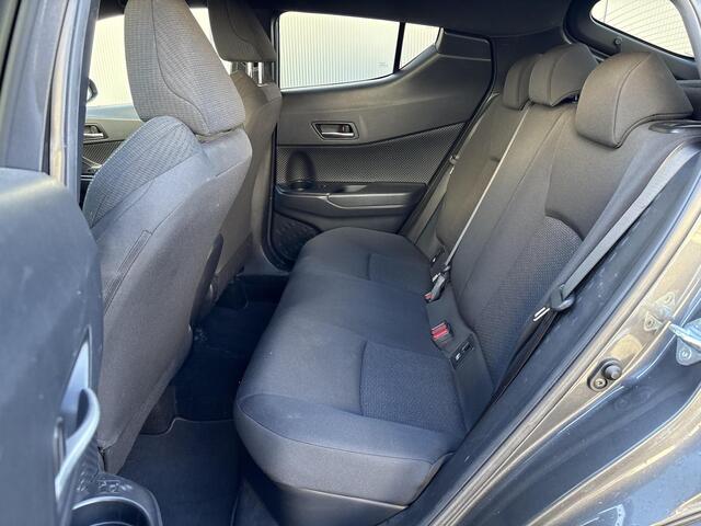 Toyota C-HR 1.8 Hybrid Style **PREMIUM PACK/ ADAPTIEF CRUISE CONTROL/ KEYLESS**