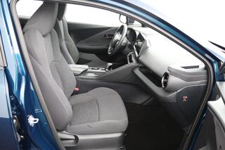 toyota-c-hr-1.8-hybrid-140--cruise