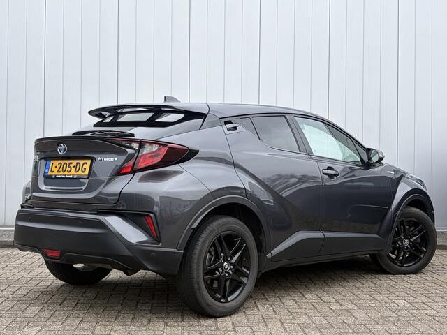 Toyota C-HR 1.8 Hybrid Active Limited Parkeersensoren Carplay Dealer Onderhouden