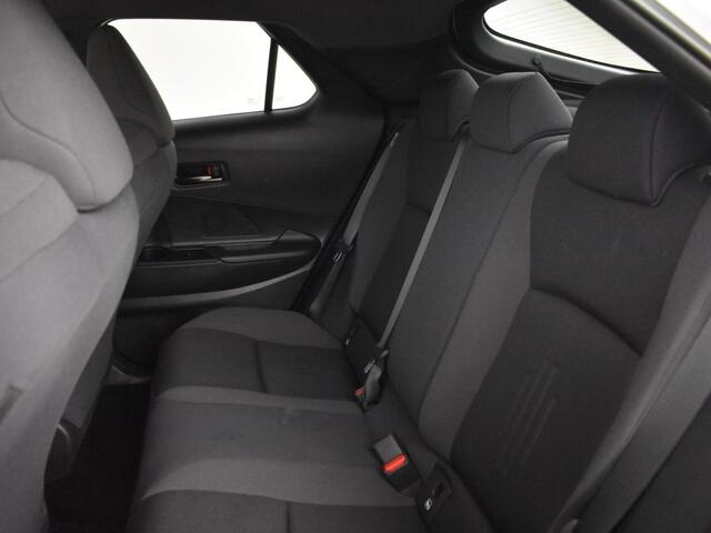 Toyota C-HR 1.8 Hybrid 140 Style | Stuur / Stoelverwarming | BSM