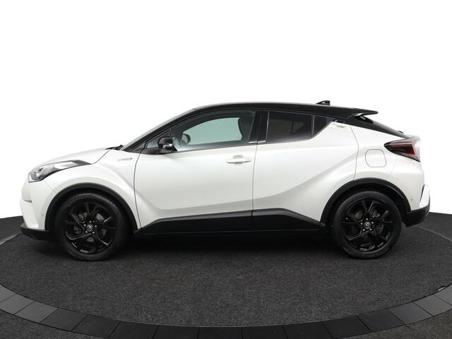 Toyota C-HR 1.8 Hybrid Bi-Tone | Trekhaak | Leder bekleding | Navigatie |