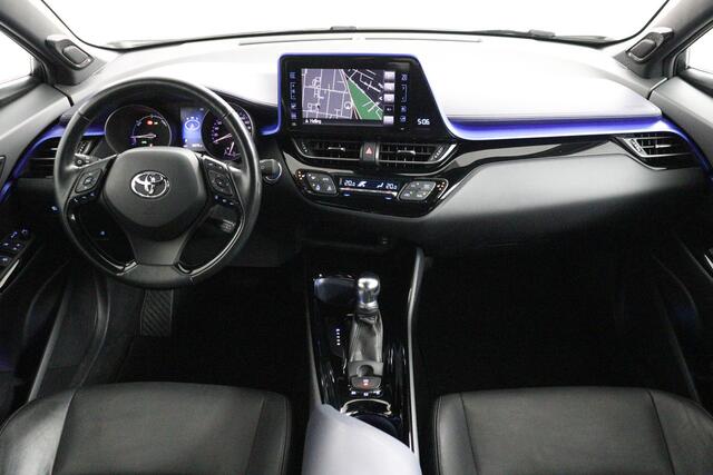 Toyota C-HR 1.8 Hybrid Bi-Tone | Trekhaak | Leder bekleding | Navigatie |