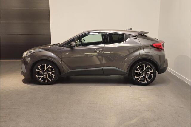 Toyota C-HR 1.8 Hybrid Dynamic Sport - Stoelverwarming - Dodehoekdetectie - Adaptive Cruise