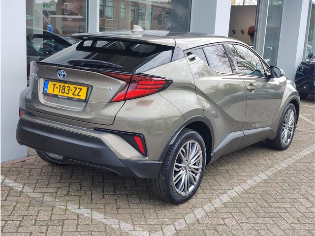 Toyota C-HR 1.8 HYBRID EXECUTIVE Voorruitverwarming | Keyless | JBL Audio