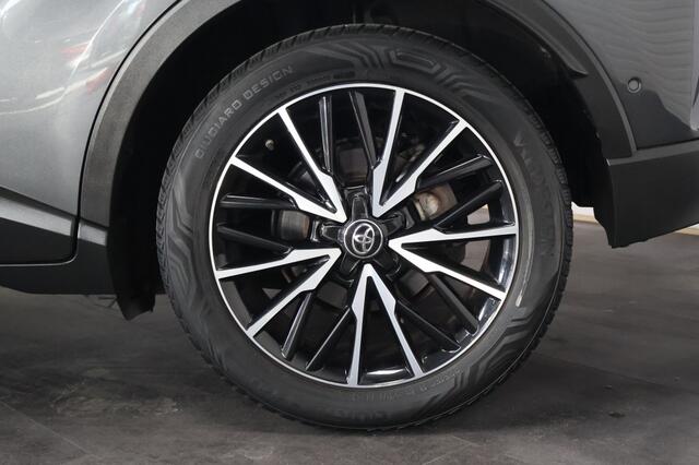 Toyota C-HR 1.8 Hybrid Executive | Trekhaak | Camera | Stoelverwarming