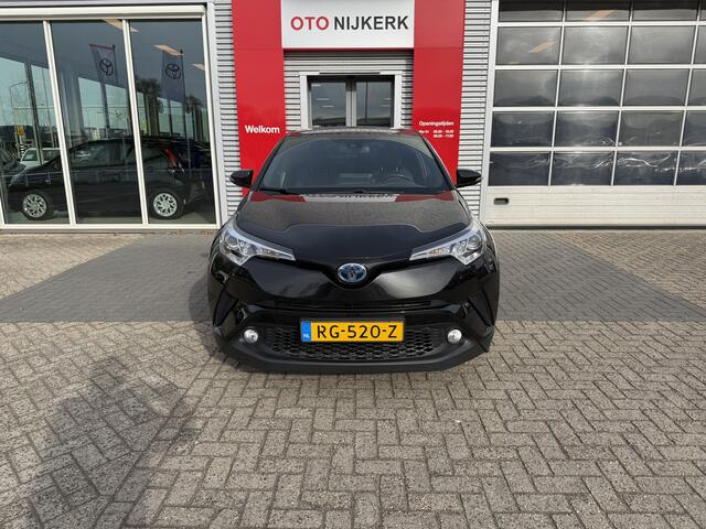 Toyota C-HR 1.8 Hybrid Executive *Met trekhaak!*