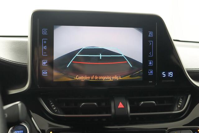 Toyota C-HR 1.8 Hybrid Business Intro | Stoel en stuurwiel verwarming | Navigatie |