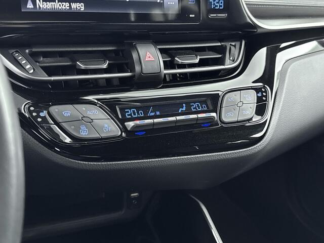 Toyota C-HR 1.8 Hybrid Dynamic Trekhaak Afneembaar | Incl Winterset | Lichtmetalen Velgen 18'' | Parkeersensoren Achter | Stoelverwarming | Navi |