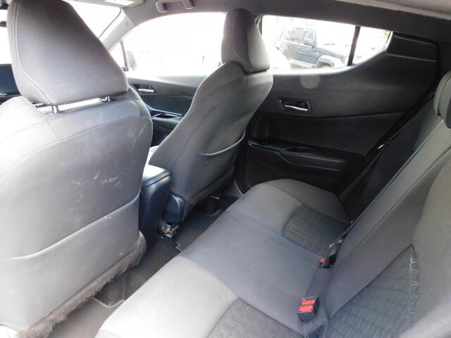 Toyota C-HR 1.8 Hybrid Active 1e EIGENAAR! DEALER ONDERHOUDEN! CARPLAY/ANDROID! STOELVERWARMING! CAMERA! NAVI! CLIMA!