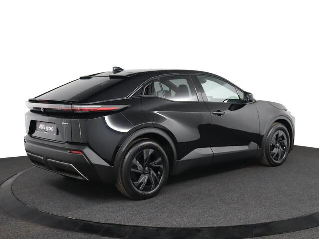 Toyota C-HR First Edition 77 kWh | Nieuwe auto | 77KW | Stoel/Stuurverwarming | Uit Voorraad Leverbaar |